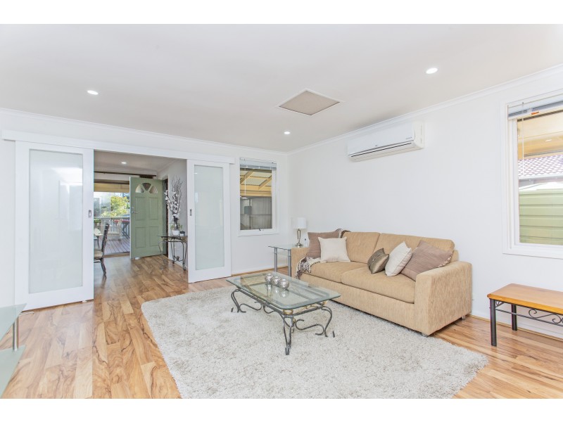 21 Codd Street, Para Hills West SA 5096