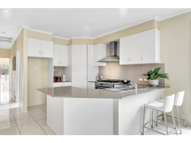 42A Sunset Crescent, Grange SA 5022