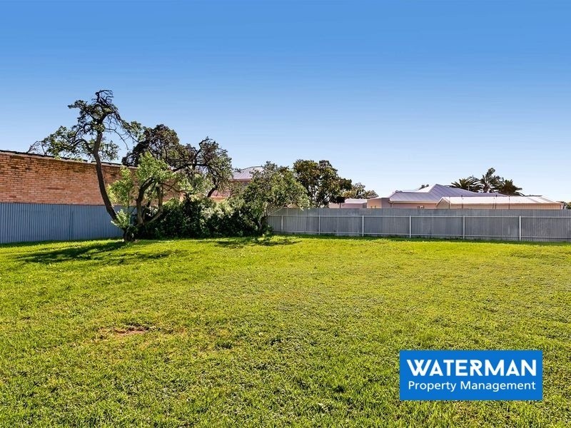 1 Fifth Avenue, Seaton SA 5023