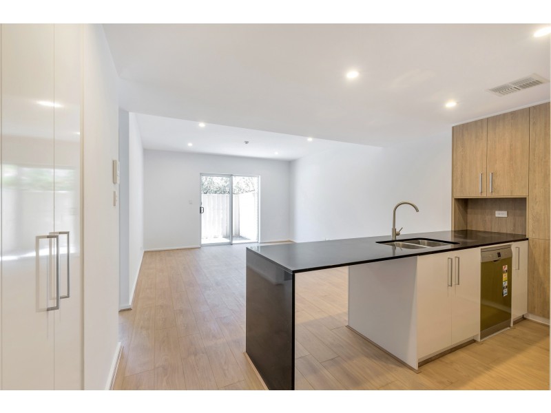 2/761 Port Road, Woodville SA 5011