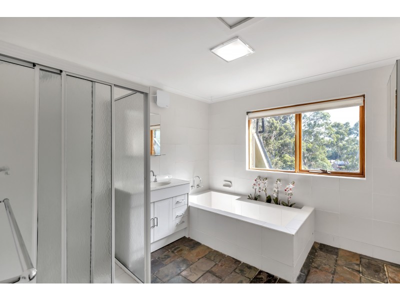 5 Casuarina Place, Aberfoyle Park SA 5159