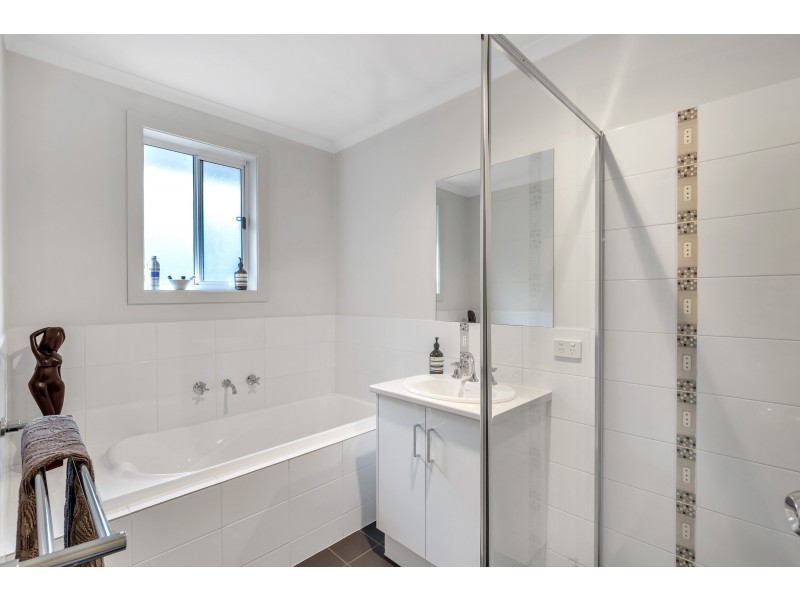 1/6 Fairbanks Street, Beverley SA 5009