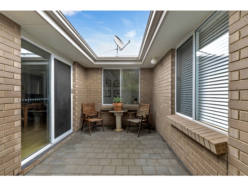 1/6 Fairbanks Street, Beverley SA 5009