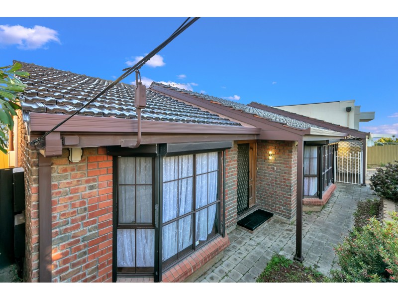 23 Dudley Crescent, Marino SA 5049