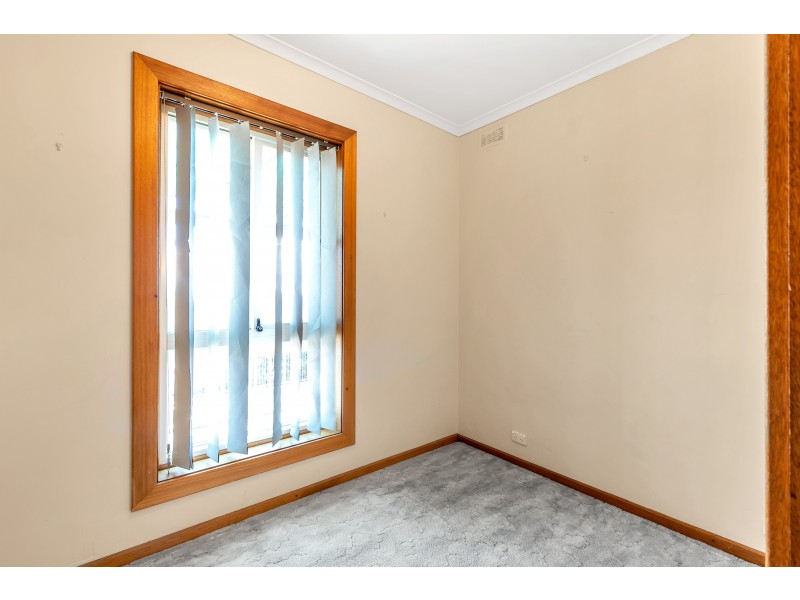 11 Mayflower Crescent, Hallett Cove SA 5158