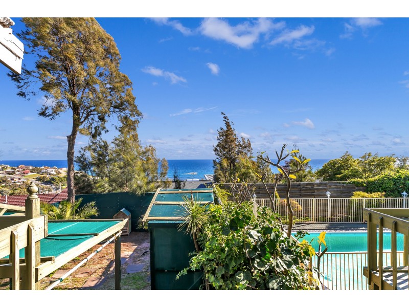 11 Mayflower Crescent, Hallett Cove SA 5158