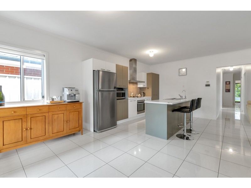 12 Karu Crescent, Mitchell Park SA 5043