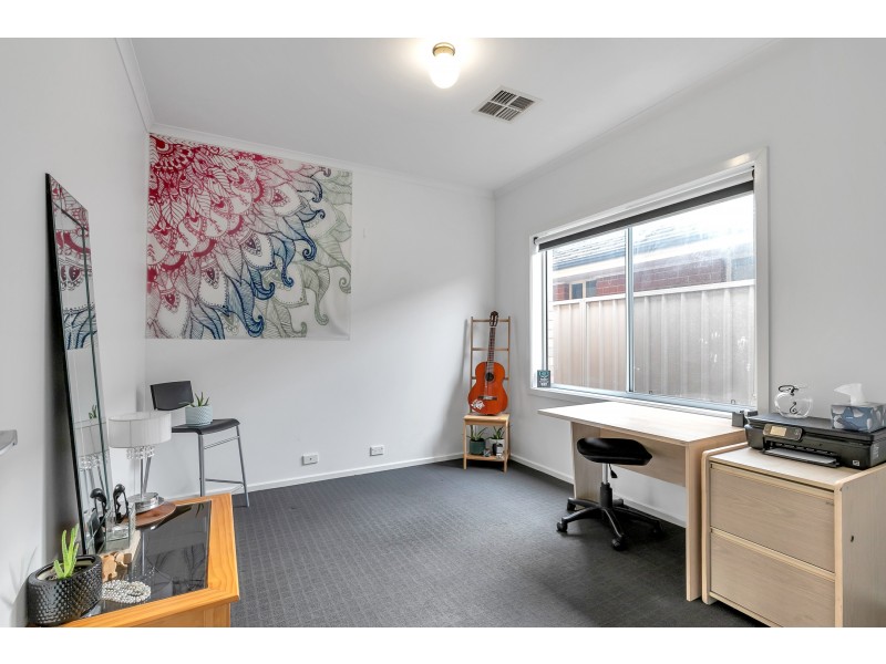 12 Karu Crescent, Mitchell Park SA 5043