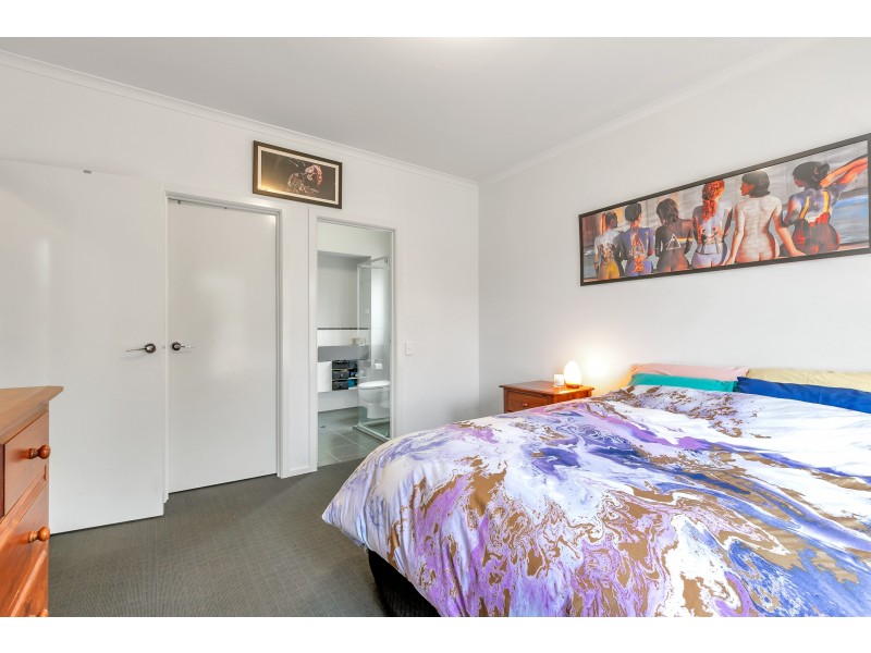 12 Karu Crescent, Mitchell Park SA 5043