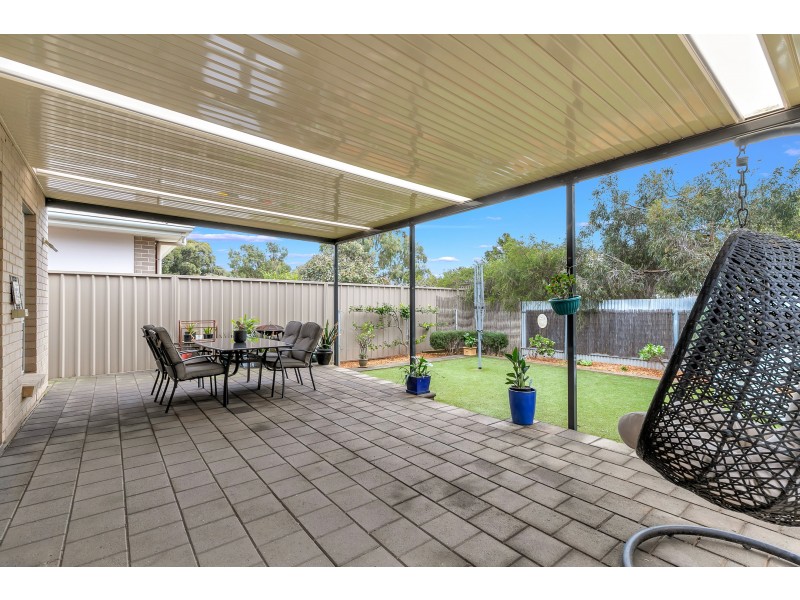 12 Karu Crescent, Mitchell Park SA 5043