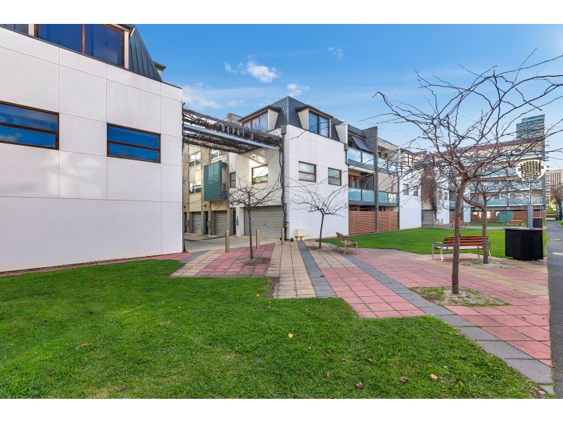 11 Vicars Lane, Adelaide SA 5000