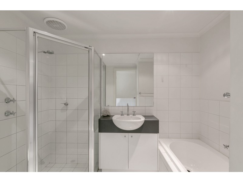11 Vicars Lane, Adelaide SA 5000