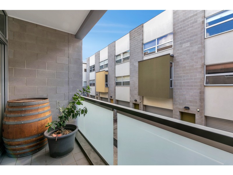 11 Vicars Lane, Adelaide SA 5000
