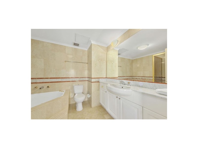 PENTHOUSE 3, 8 Spring Street, Bondi Junction NSW 2022