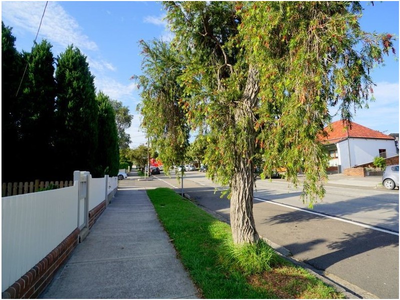 1/19 Wardell Road, Lewisham NSW 2049