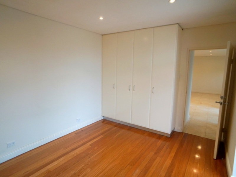 8/168 Bondi Road, Bondi NSW 2026