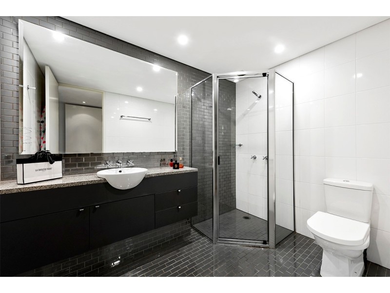 C204/26 Point Street, Pyrmont NSW 2009
