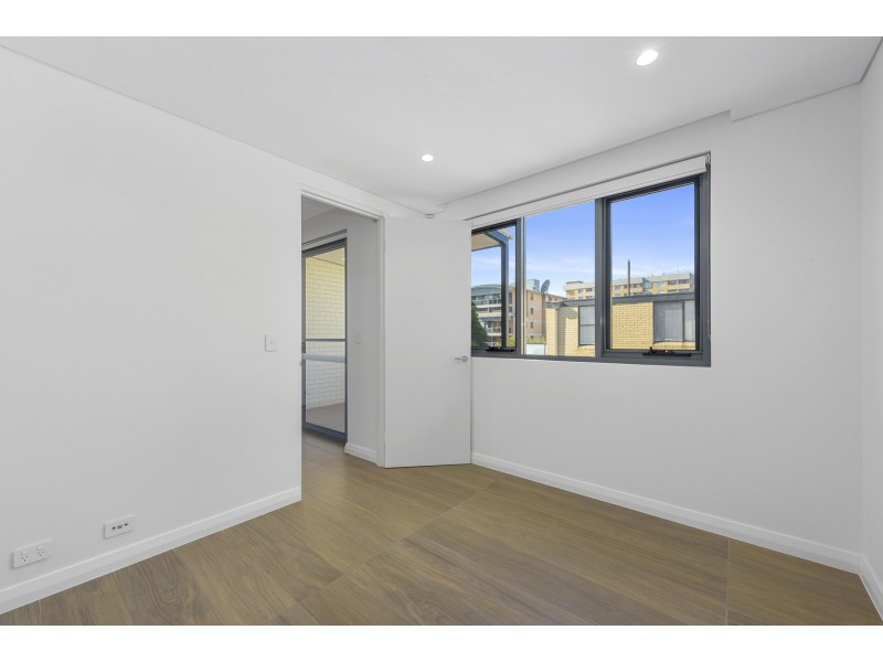 172 Bondi Road, Bondi NSW 2026