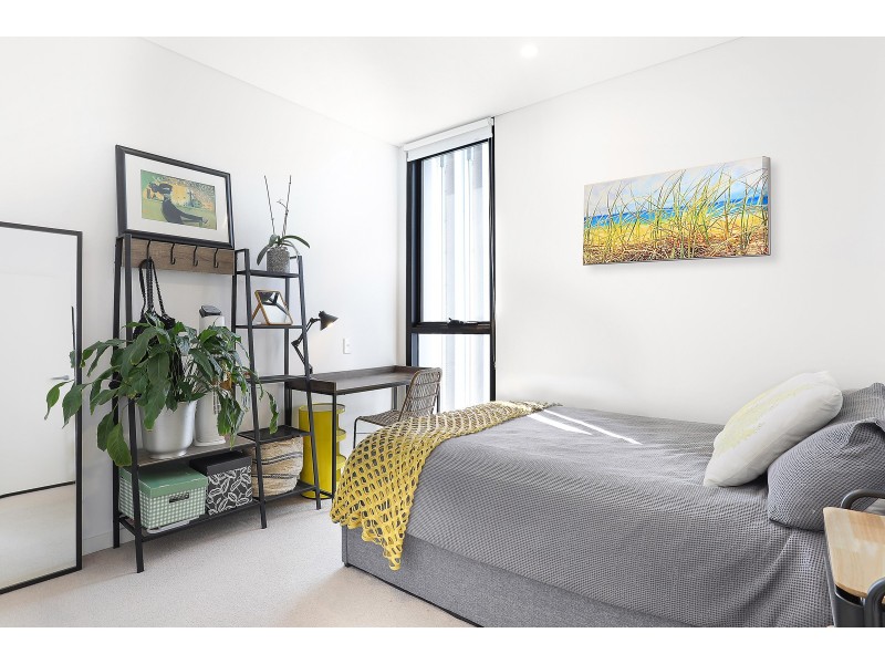 805/2F Wentworth Park Road, Glebe NSW 2037