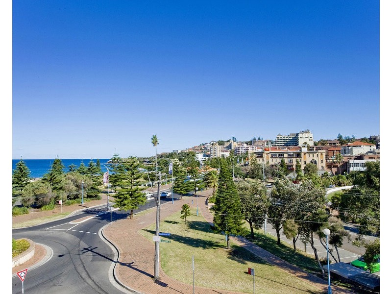 4/136 Brook Street, Coogee NSW 2034