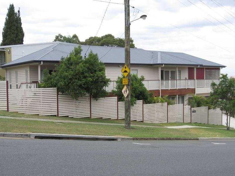 82 Ardoyne Road, Oxley QLD 4075