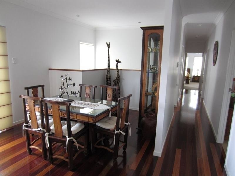 82 Ardoyne Road, Oxley QLD 4075