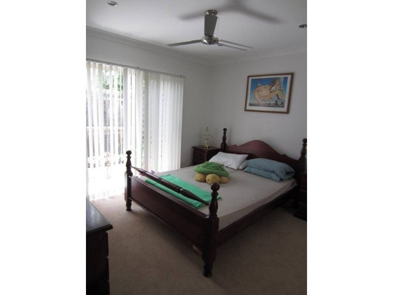 82 Ardoyne Road, Oxley QLD 4075