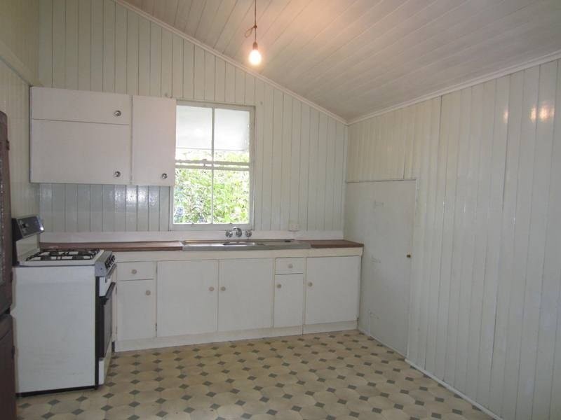 3 Ettie Street, Sherwood QLD 4075