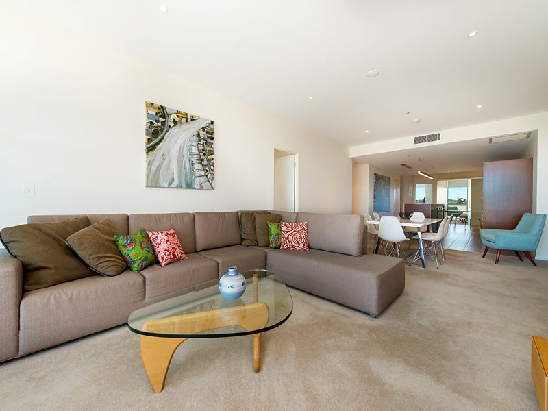 3308/211 King Arthur Terrace, Tennyson QLD 4105