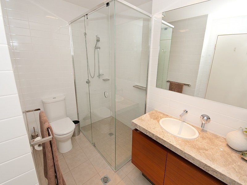 3308/211 King Arthur Terrace, Tennyson QLD 4105