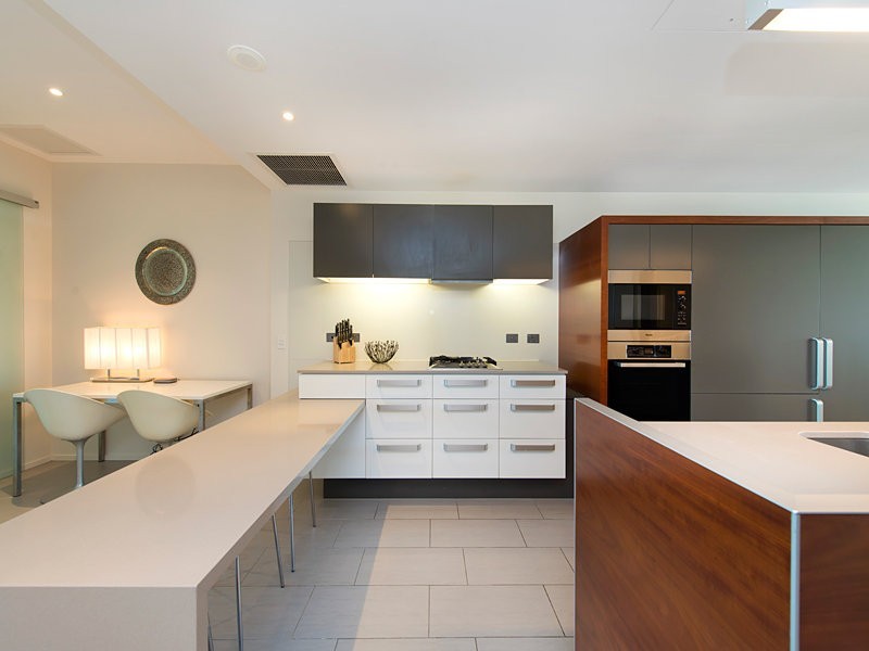 3308/211 King Arthur Terrace, Tennyson QLD 4105