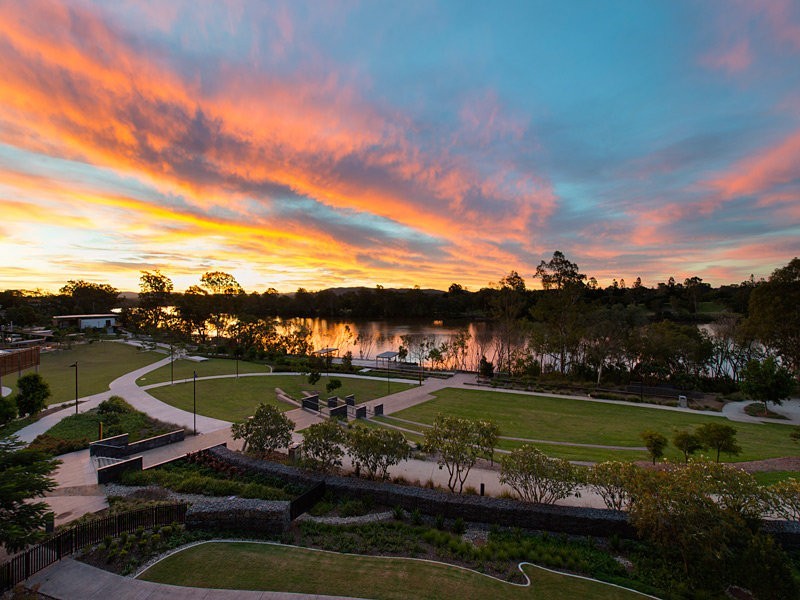 3308/211 King Arthur Terrace, Tennyson QLD 4105