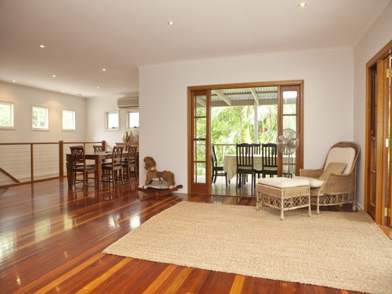 15 Glyn Street, Coorparoo QLD 4151