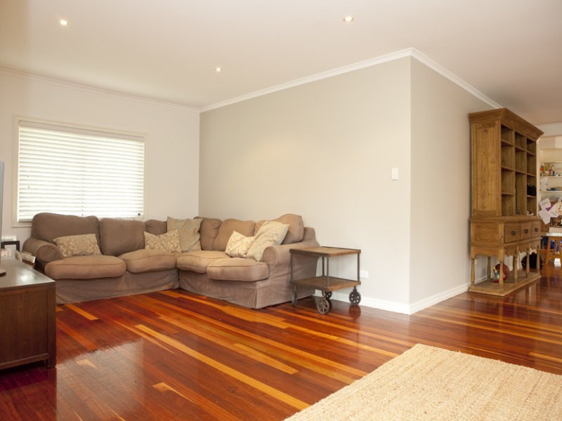 15 Glyn Street, Coorparoo QLD 4151