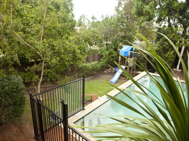 15 Glyn Street, Coorparoo QLD 4151