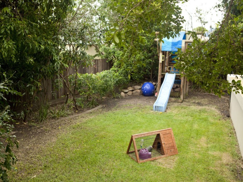 15 Glyn Street, Coorparoo QLD 4151