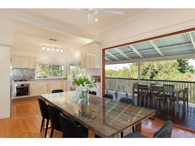 21 Wingarra Street, Yeerongpilly QLD 4105