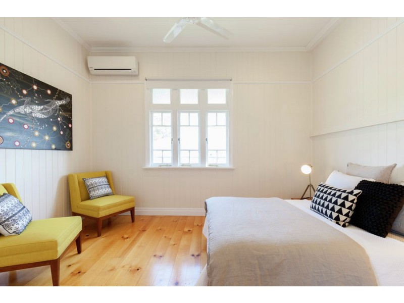 21 Wingarra Street, Yeerongpilly QLD 4105