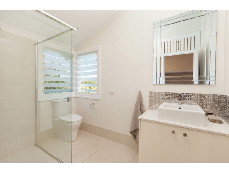 21 Wingarra Street, Yeerongpilly QLD 4105