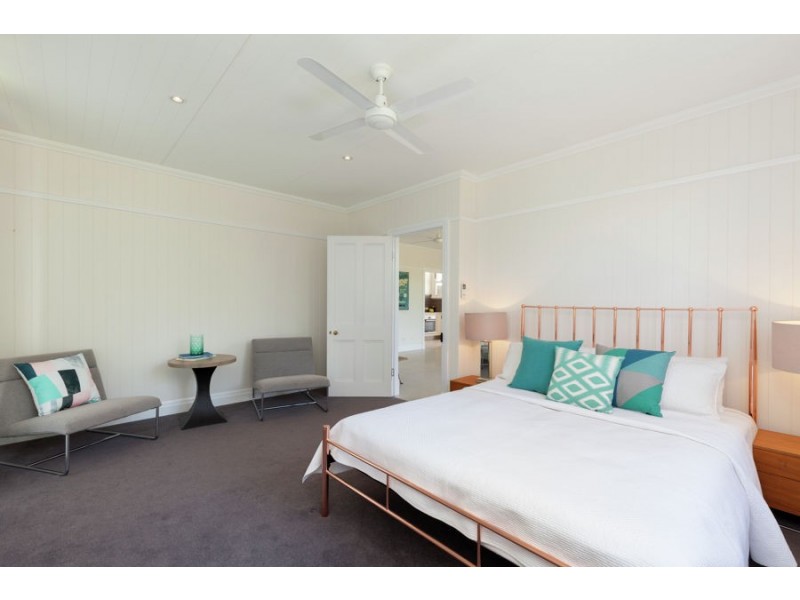 21 Wingarra Street, Yeerongpilly QLD 4105