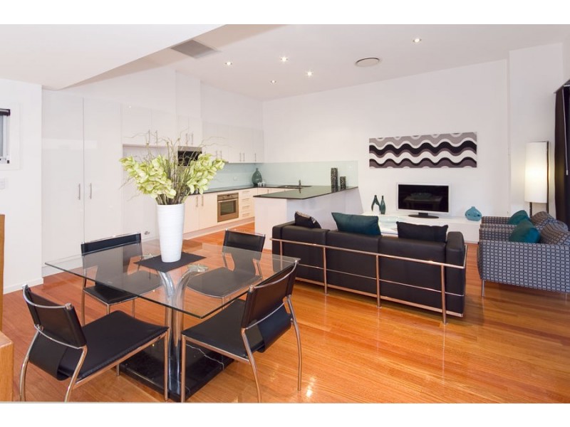 2/48 Belgrave Street, Balmoral QLD 4171