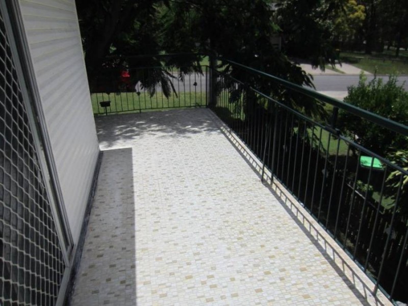 72 Valance Street, Oxley QLD 4075