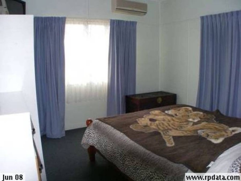 39 Idolwood Street, Eastern Heights QLD 4305