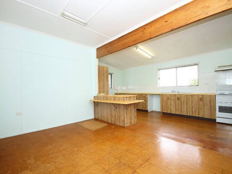 39 Idolwood Street, Eastern Heights QLD 4305