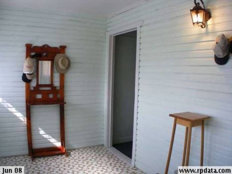 39 Idolwood Street, Eastern Heights QLD 4305