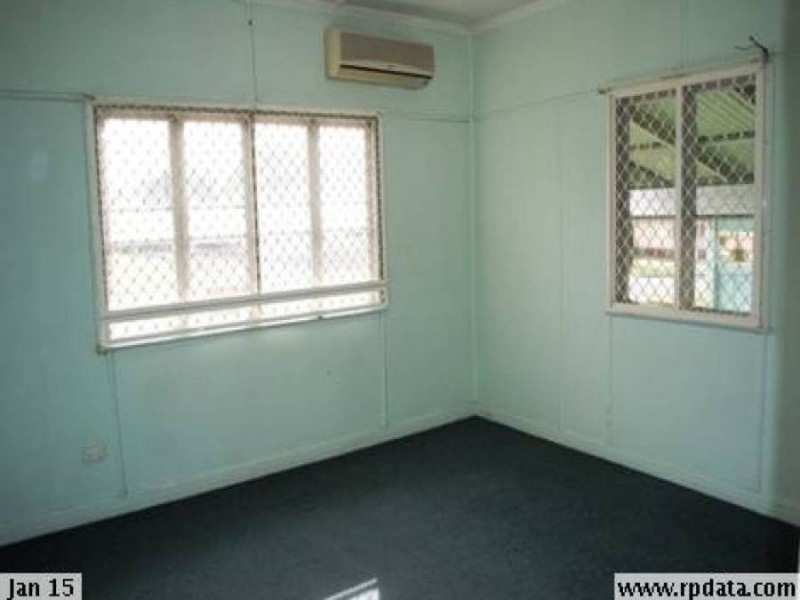 39 Idolwood Street, Eastern Heights QLD 4305