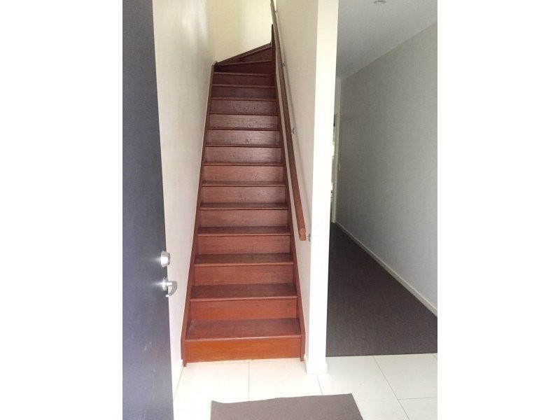 2/16 Railway Terrace, Corinda QLD 4075