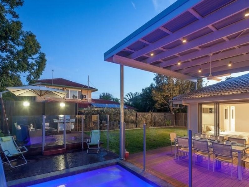 105 White Street, Graceville QLD 4075