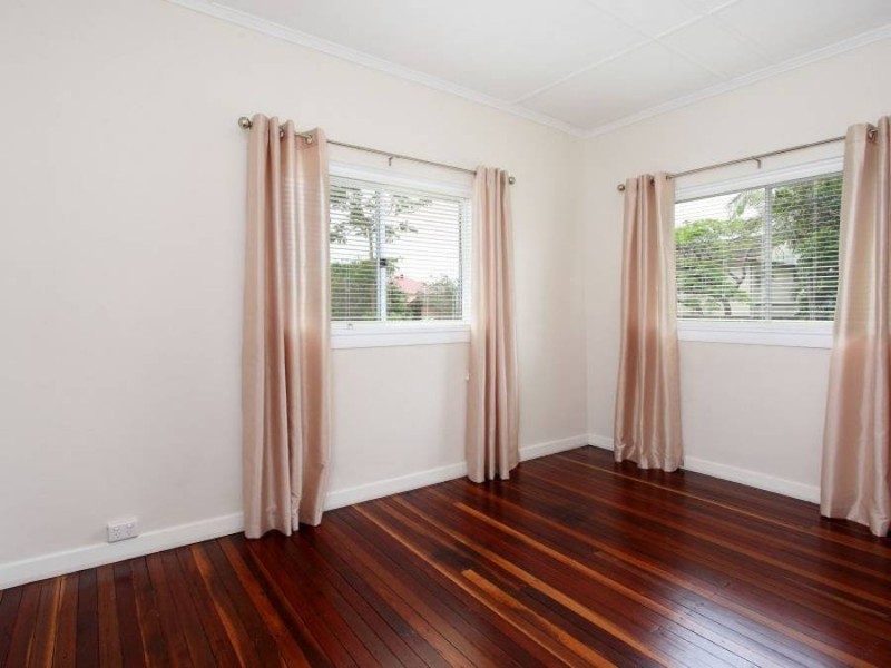 38 Borden Street, Sherwood QLD 4075