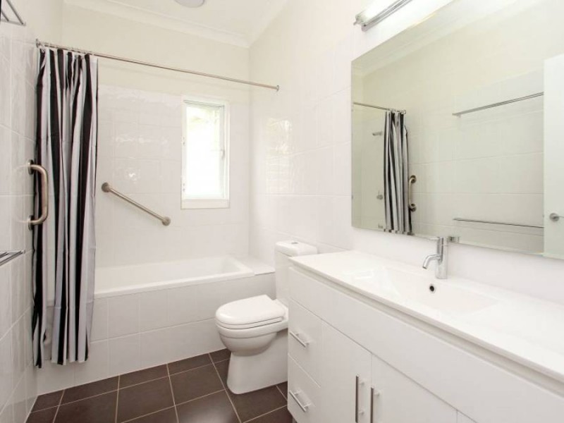 38 Borden Street, Sherwood QLD 4075